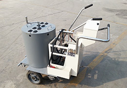machine de marquage routier manuelle