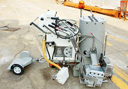 machine de marquage routier thermoplastique automotrice