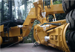 Châssis robuste de type boîte et transmission avancée pour tâches lourdes ACE